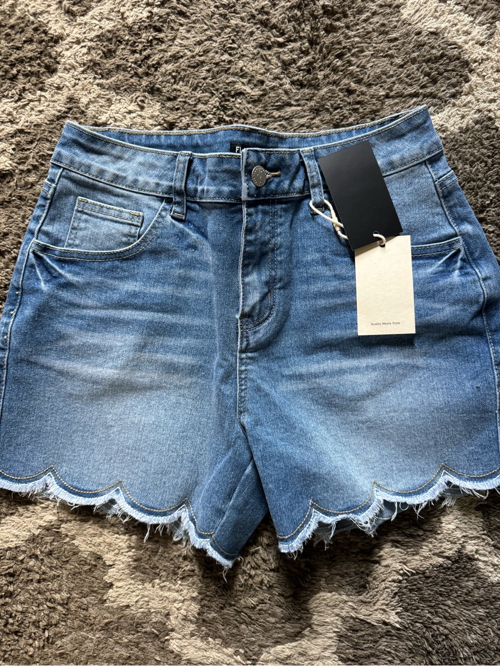 Flamingals Scallop Denim Shorts S NWT